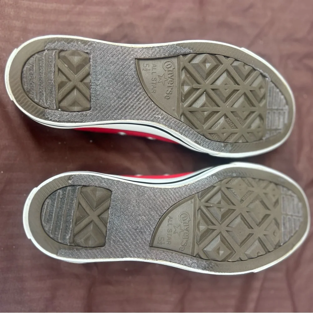 Classic Red Converse Sneakers - Picture 4 of 7